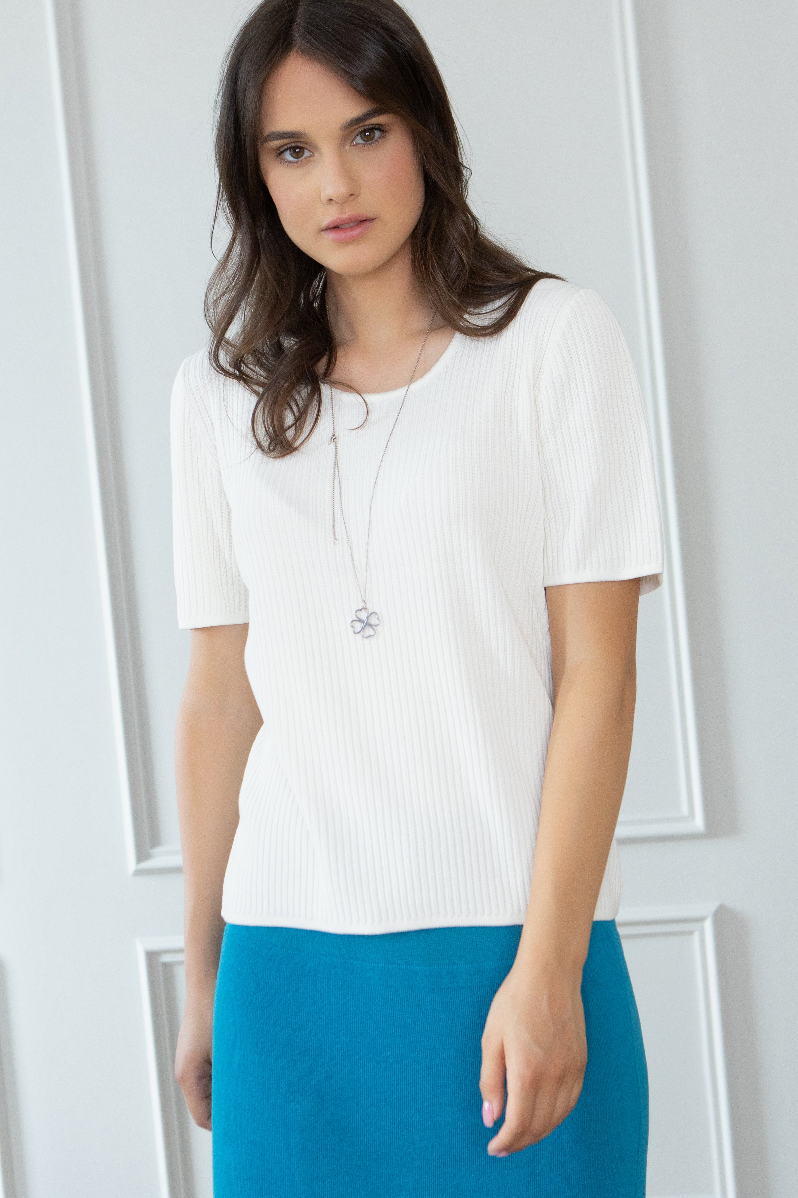 Round -neck ribbed-knit T-shirt