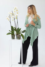 Load image into Gallery viewer, Classic triangle cardigan light green color
