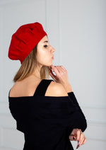 Load image into Gallery viewer, Merino wool beret dark red
