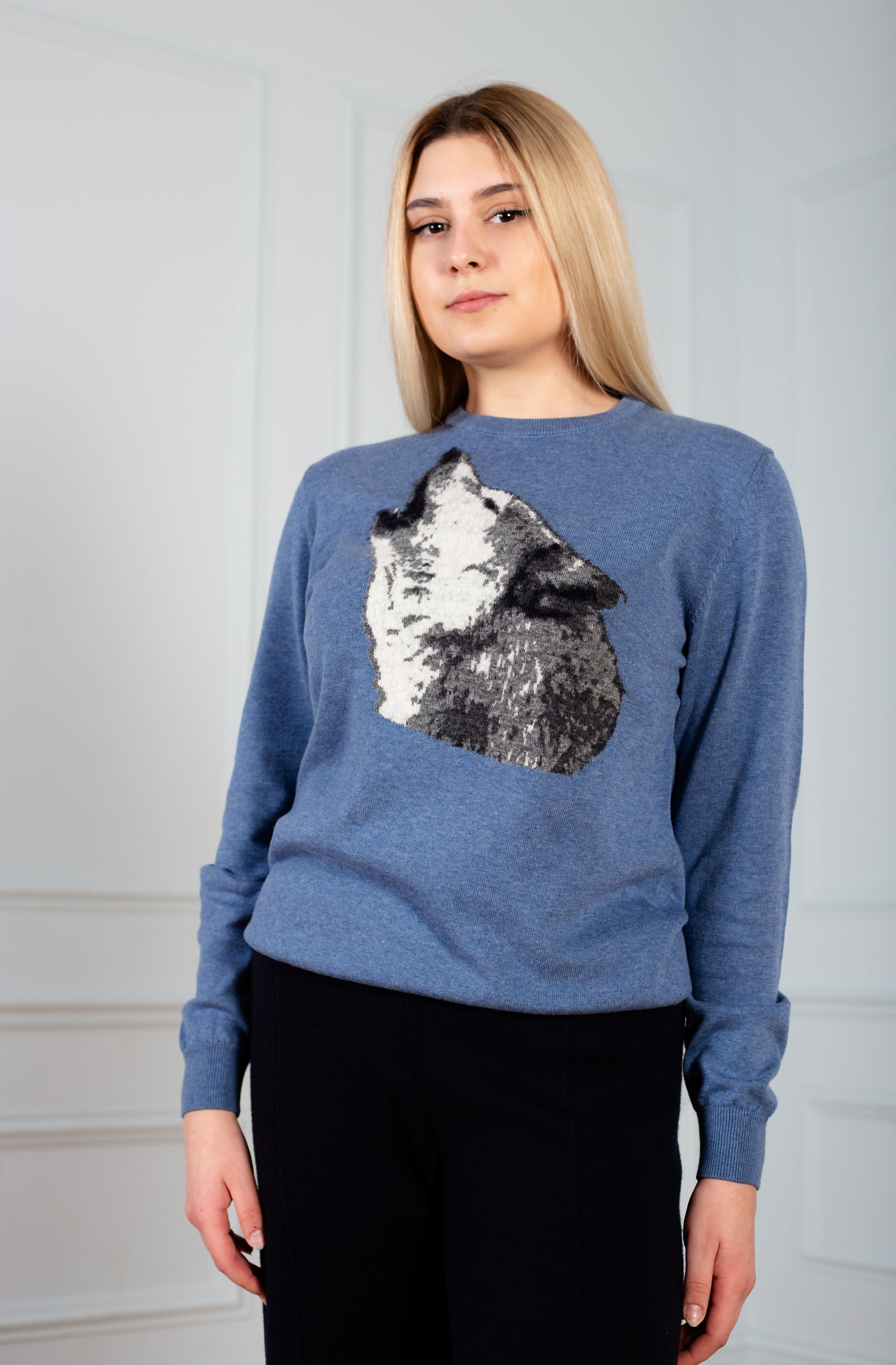 Unisex Blue jeans sweater Wolf O devalle