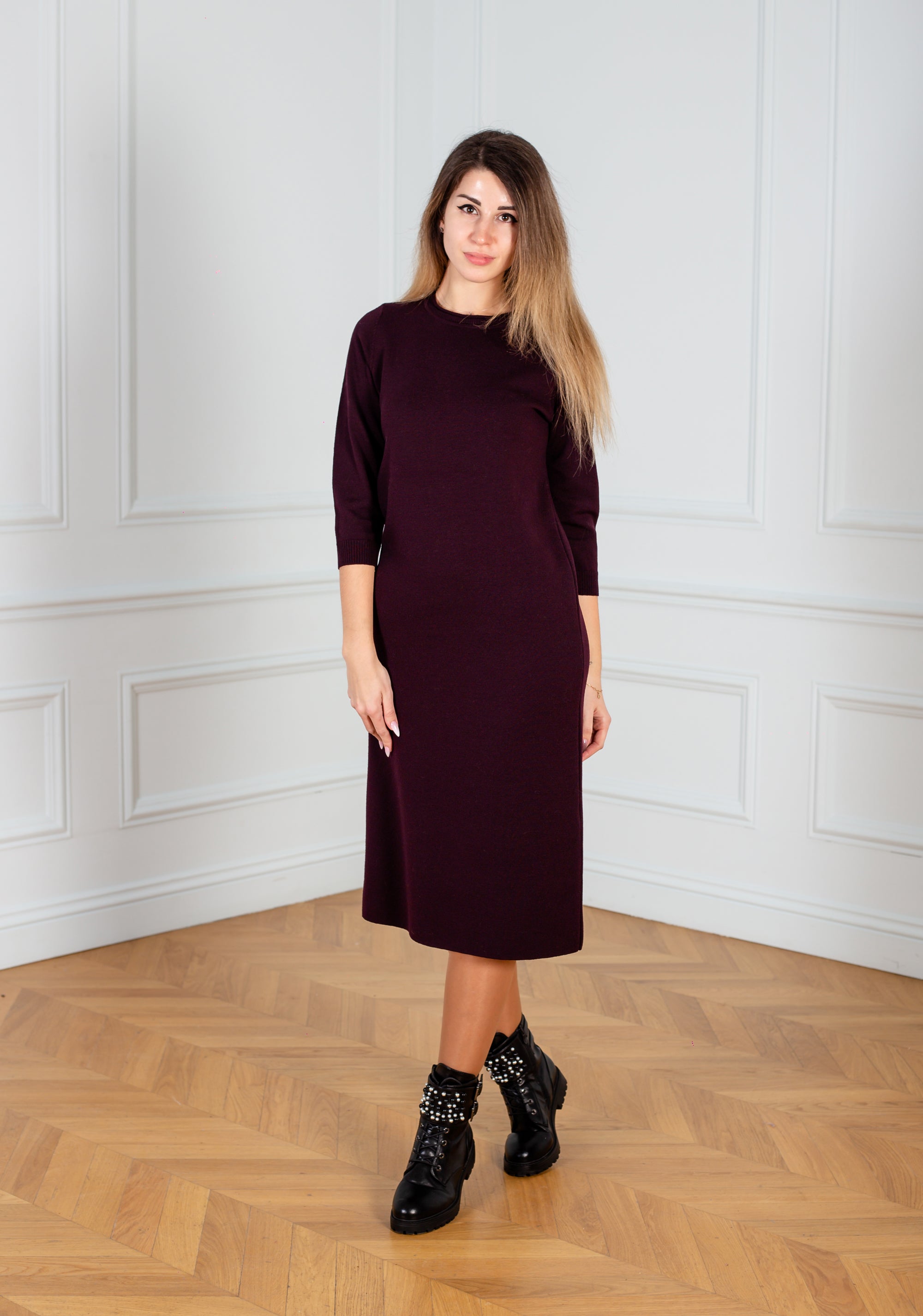 Knitted dresses in claret color