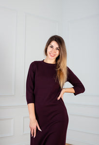 Knitted dresses in claret color