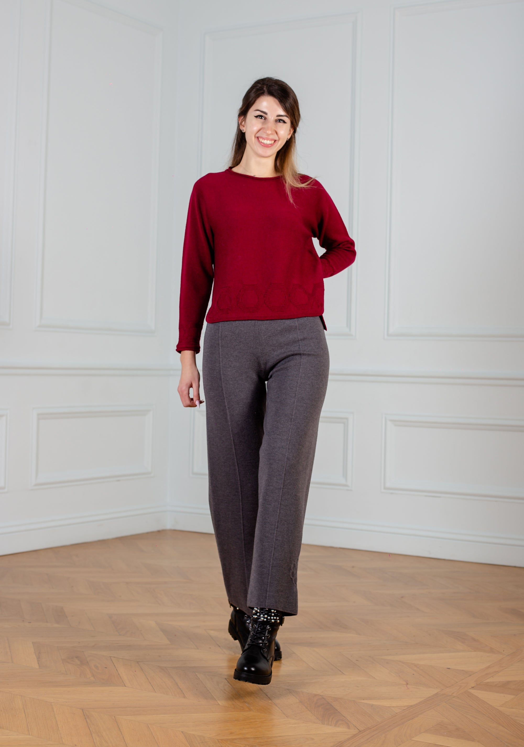 Sweater  women in Claret color