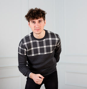 Knitted Jumper windowpane jacquard