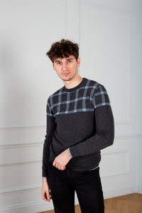 Knitted Jumper windowpane jacquard